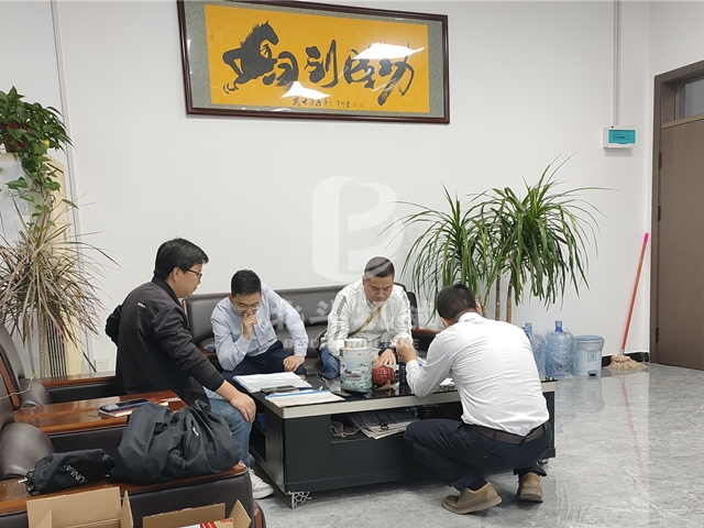 樹(shù)枝粉碎機(jī)的魅力成功“俘獲”蘇州客戶(hù)芳心